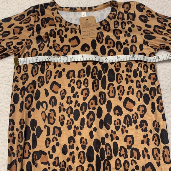 Boutique 1PC Leopard Print Outfit with Headband, NWT’s, Size 6-9 Months - Picture 8 of 10